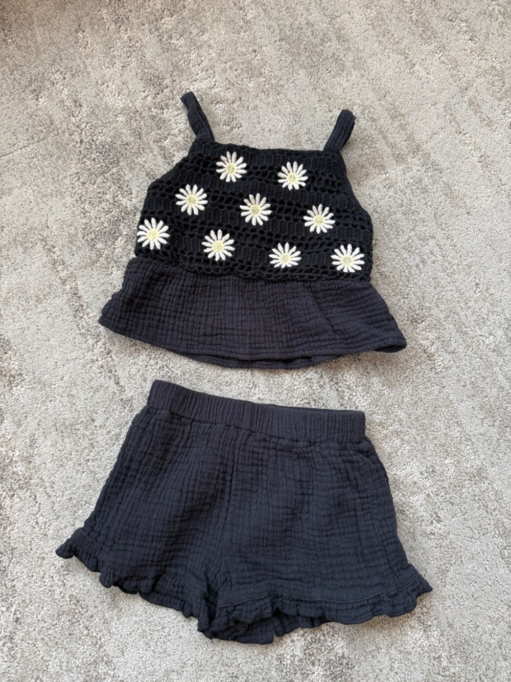 BTWEEN girls Black Daisy Crochet Tank & Shorts Set